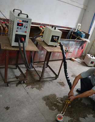 ราคาดี เครื่องทำความร้อนเหนี่ยวนำความถี่สูงแบบมือจับ Hf-25kw ออนไลน์