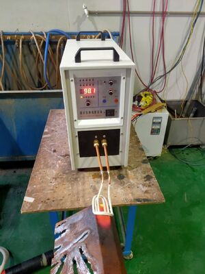 เครื่องทําความร้อนด้วยอัตราต่อเนื่องสูง Hf-15kw