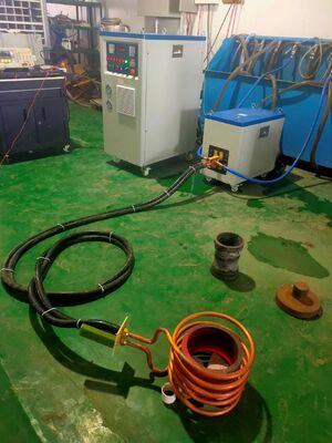 ราคาดี เครื่องทำความร้อนเหนี่ยวนำความถี่กลาง Mf-120kw พร้อมสายเชื่อมต่อแบบยืดหยุ่น 4 ม. ออนไลน์